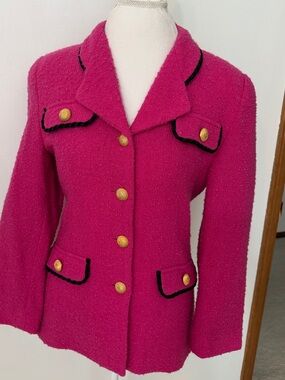 Vintage Bice Bright Pink Women's Bouclé Jacket with Gold Buttons SZ 8